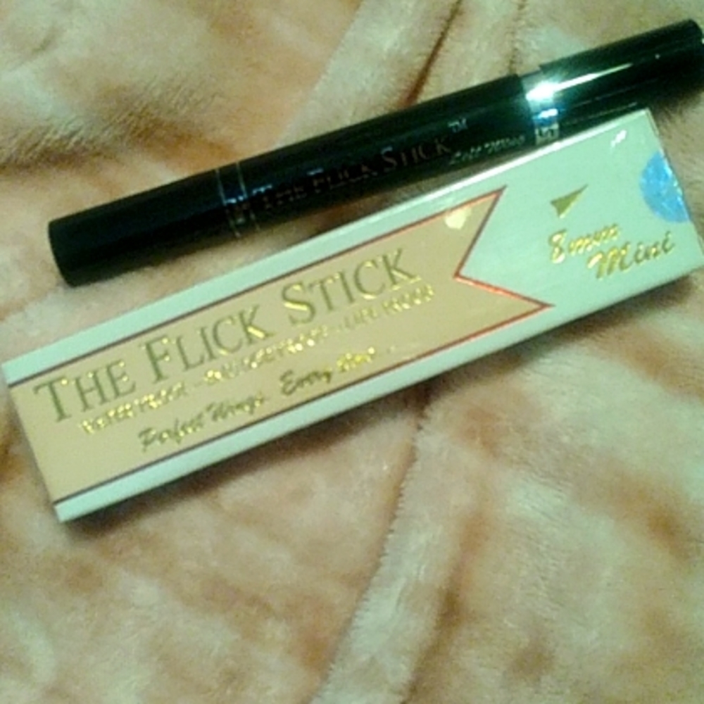 Liquid Eyeliner Stamp. Mini 8mm